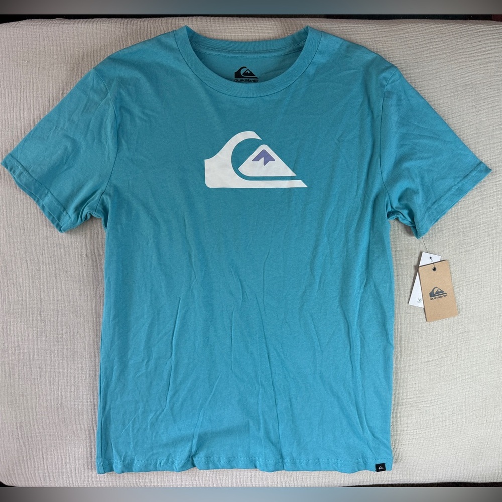 NWT Quiksilver Blue Graphic T-Shirt